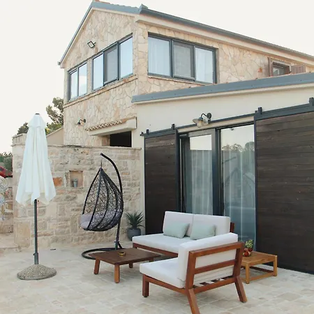 Casa Daco Villa